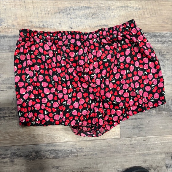 PINK Victoria's Secret Strawberry Boxer Shorts - Picture 1 of 4